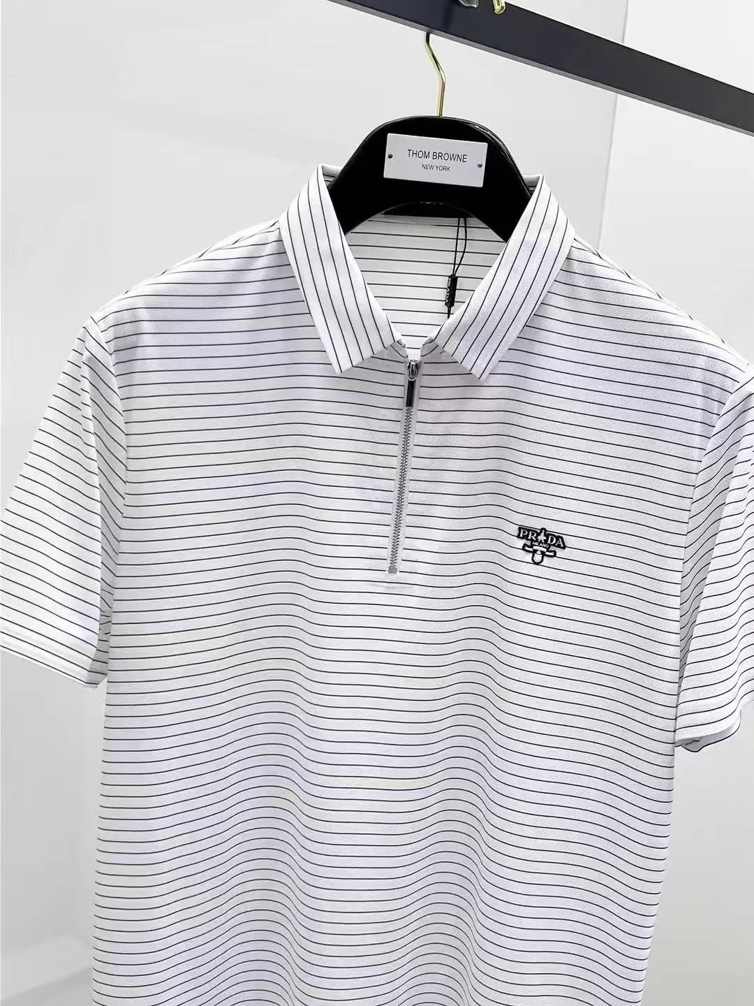 Prada T-Shirts Short Sleeved For Men Trendy 6543