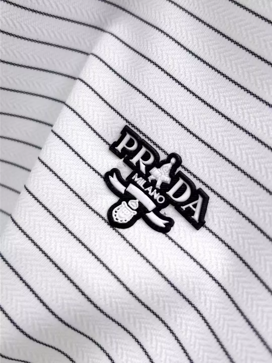 Prada T-Shirts Short Sleeved For Men Trendy 6543
