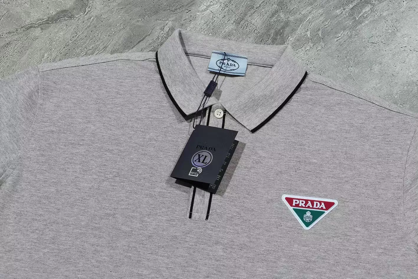 Prada T-Shirts Short Sleeved For Men Unique 5250
