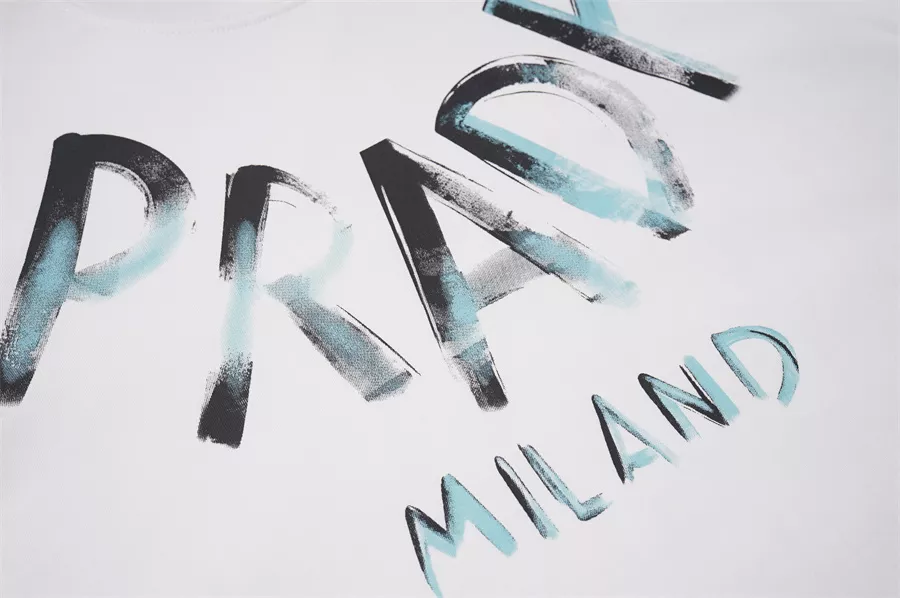 Prada T-Shirts Short Sleeved For Unisex Bold 490