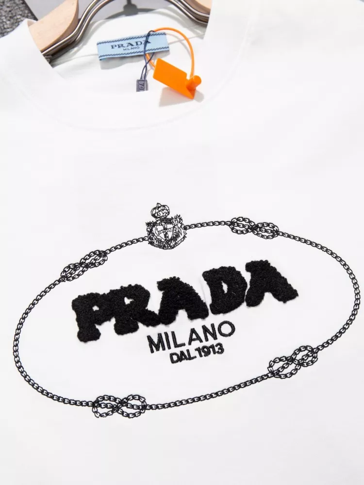 Prada T-Shirts Short Sleeved For Unisex Comfortable 8969