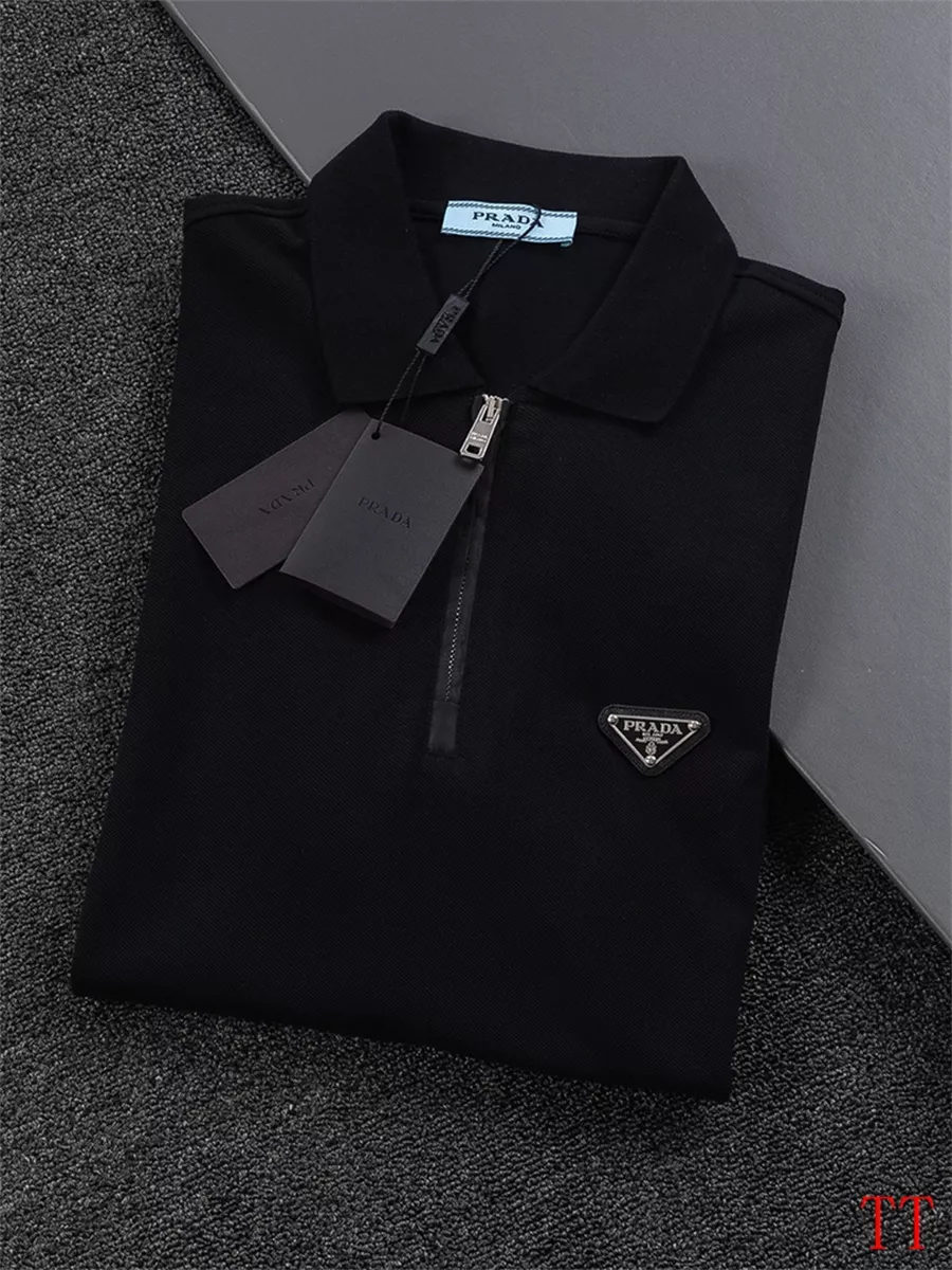 Prada T-Shirts Short Sleeved For Unisex Cozy 3035