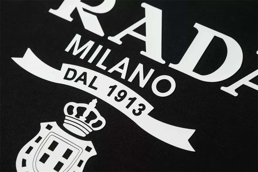 Prada T-Shirts Short Sleeved For Unisex Durable 7042