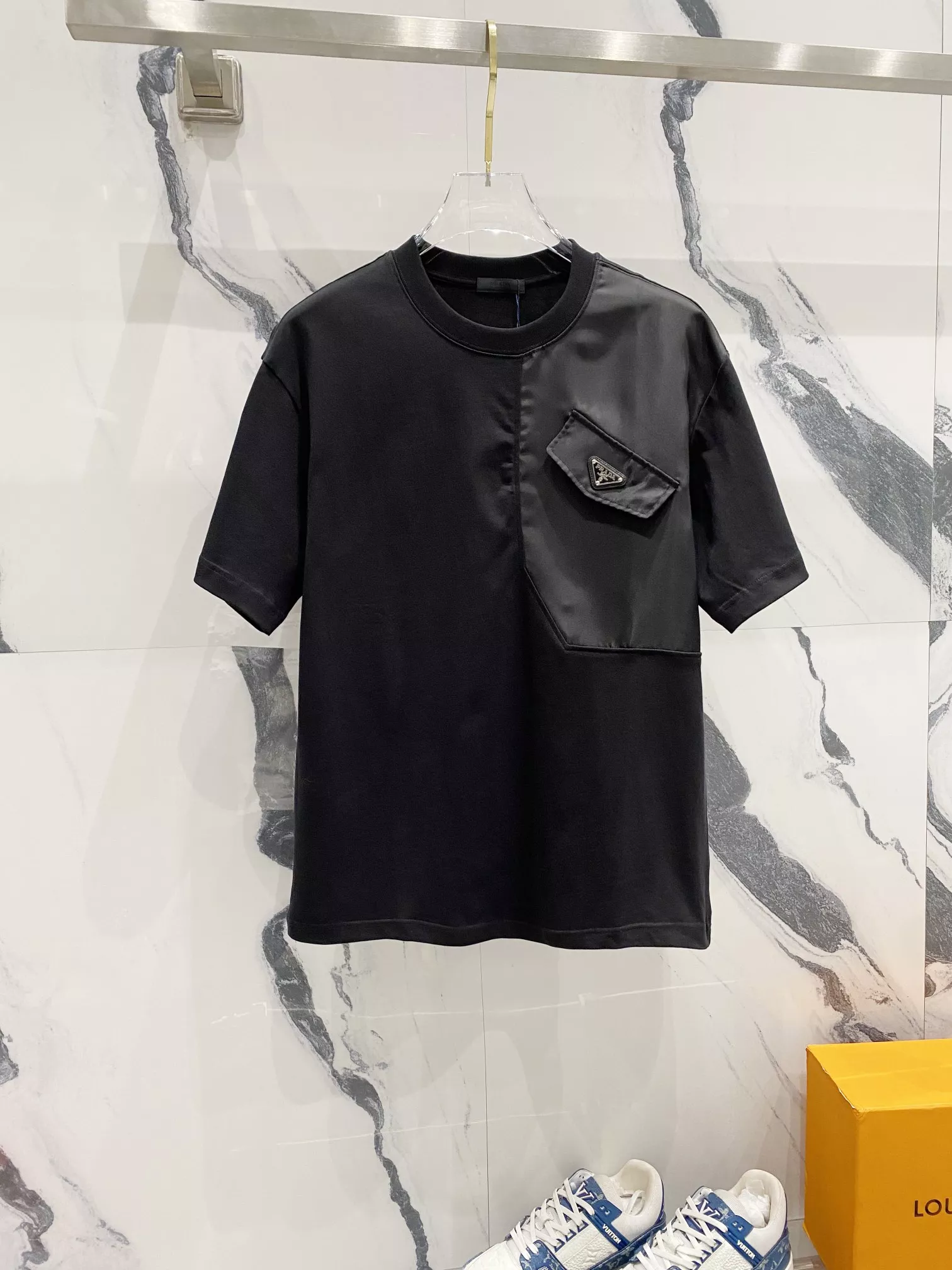 Prada T-Shirts Short Sleeved For Unisex Fashionable 1033