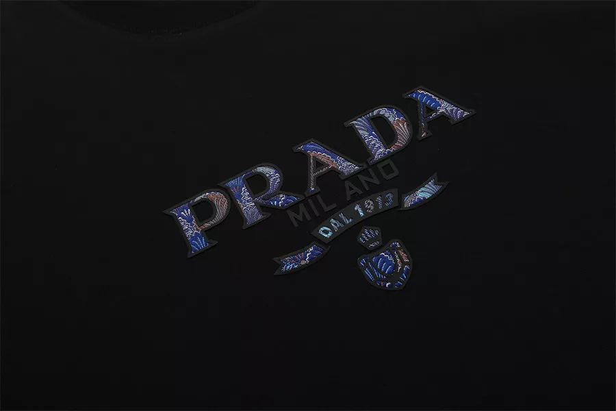 Prada T-Shirts Short Sleeved For Unisex Minimalist 5654