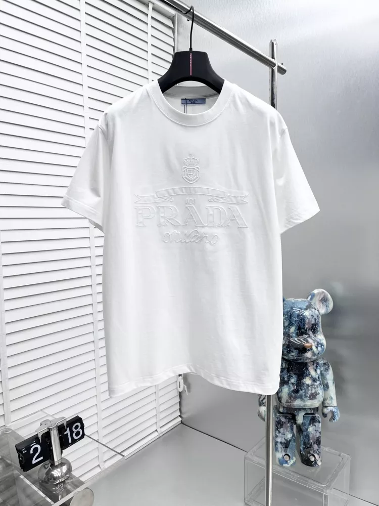 Prada T-Shirts Short Sleeved For Unisex Popular 5074