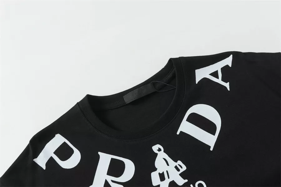 Prada T-Shirts Short Sleeved For Unisex Refined 3157