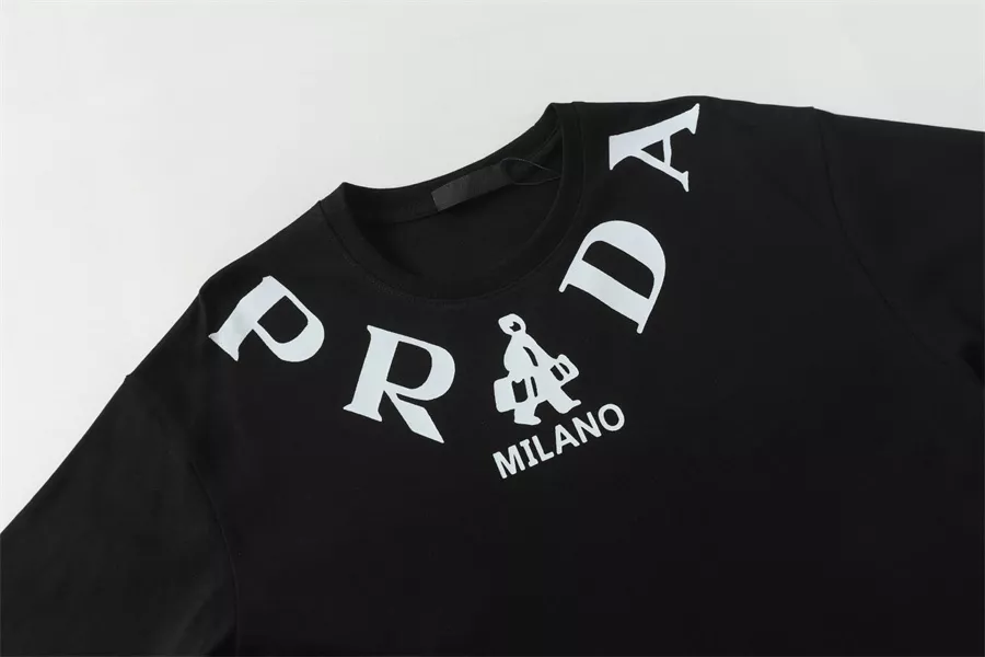 Prada T-Shirts Short Sleeved For Unisex Refined 3157