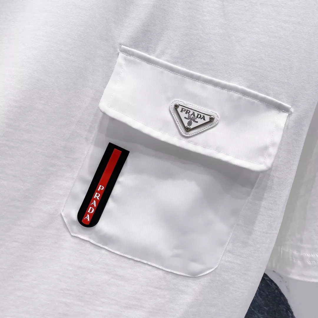 Prada T-Shirts Short Sleeved For Unisex Resilient 3208
