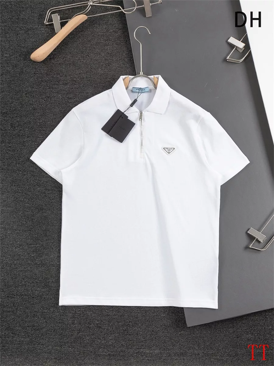Prada T-Shirts Short Sleeved For Unisex Trendsetting 8598