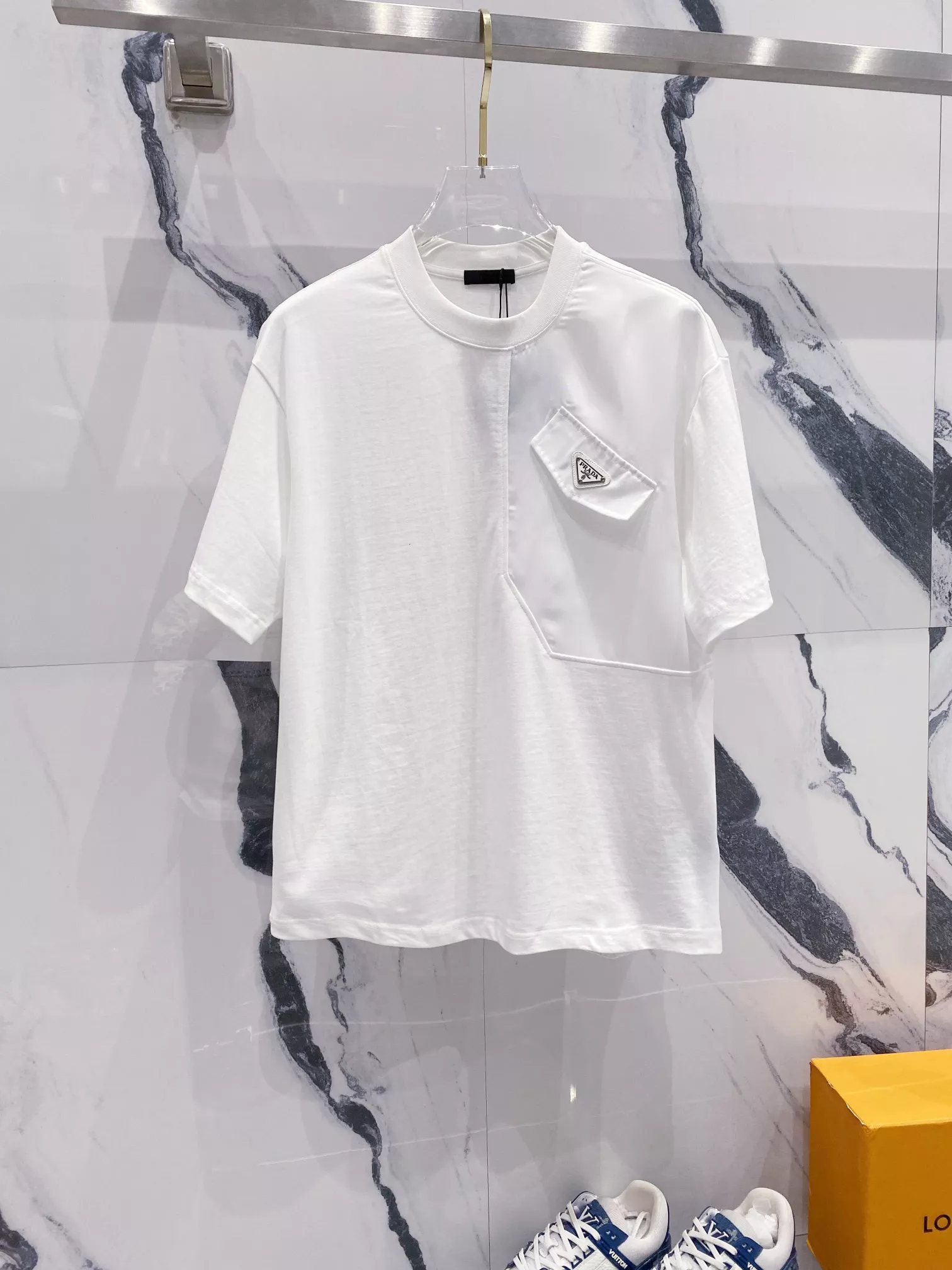 Prada T-Shirts Short Sleeved For Unisex Trendy 1817
