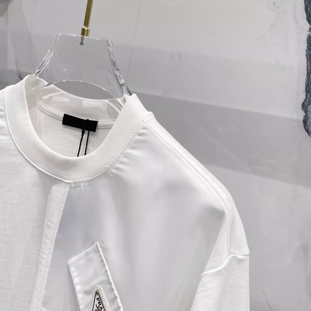 Prada T-Shirts Short Sleeved For Unisex Trendy 1817