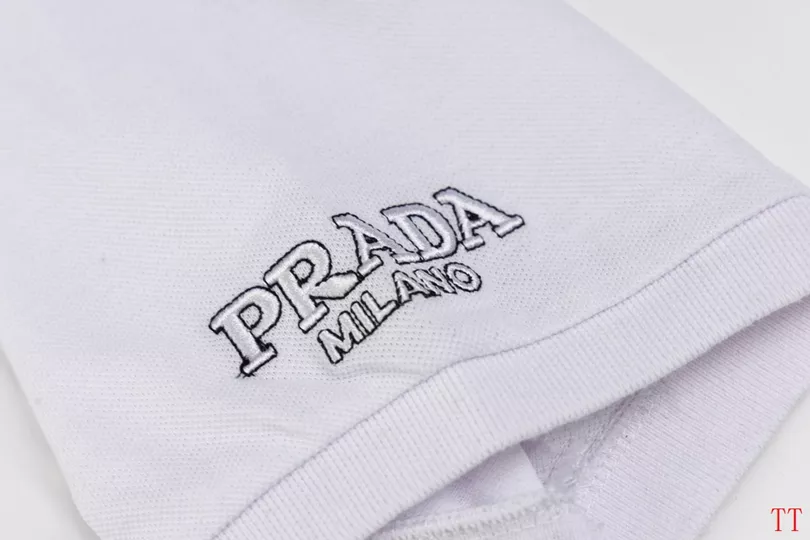 Prada T-Shirts Short Sleeved For Unisex Trendy 8136