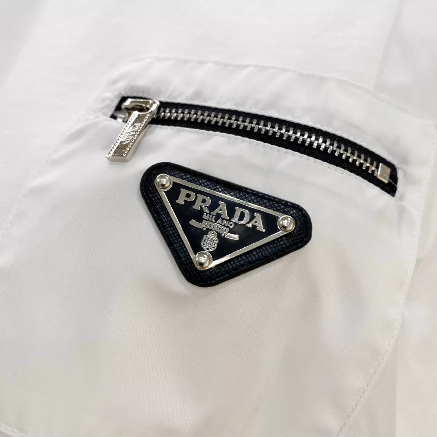 Prada T-Shirts Short Sleeved For Unisex UrbanStyle 9443