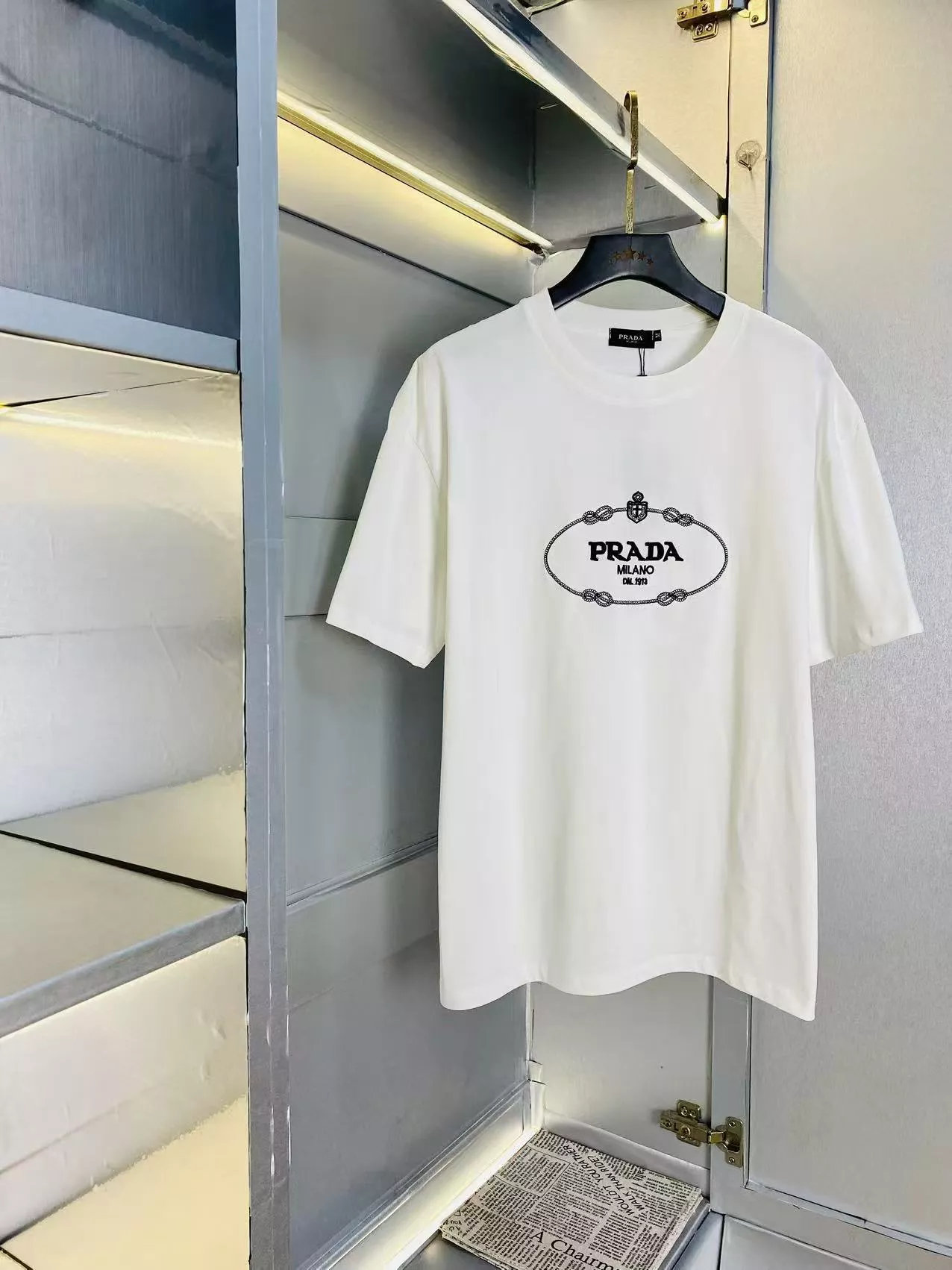 Prada T-Shirts Short Sleeved For Unisex Versatile 6675