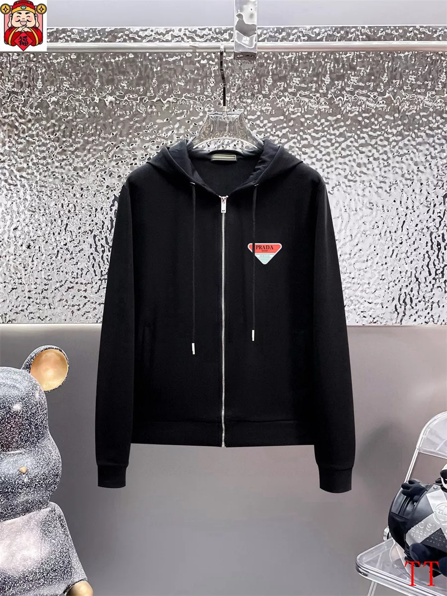 Prada Tracksuits Long Sleeved For Men Comfortable 7891