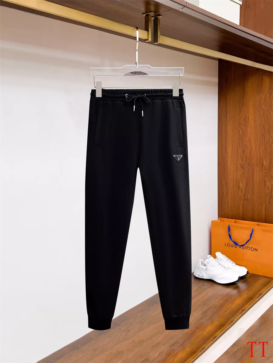 Prada Tracksuits Long Sleeved For Men Compact 2741