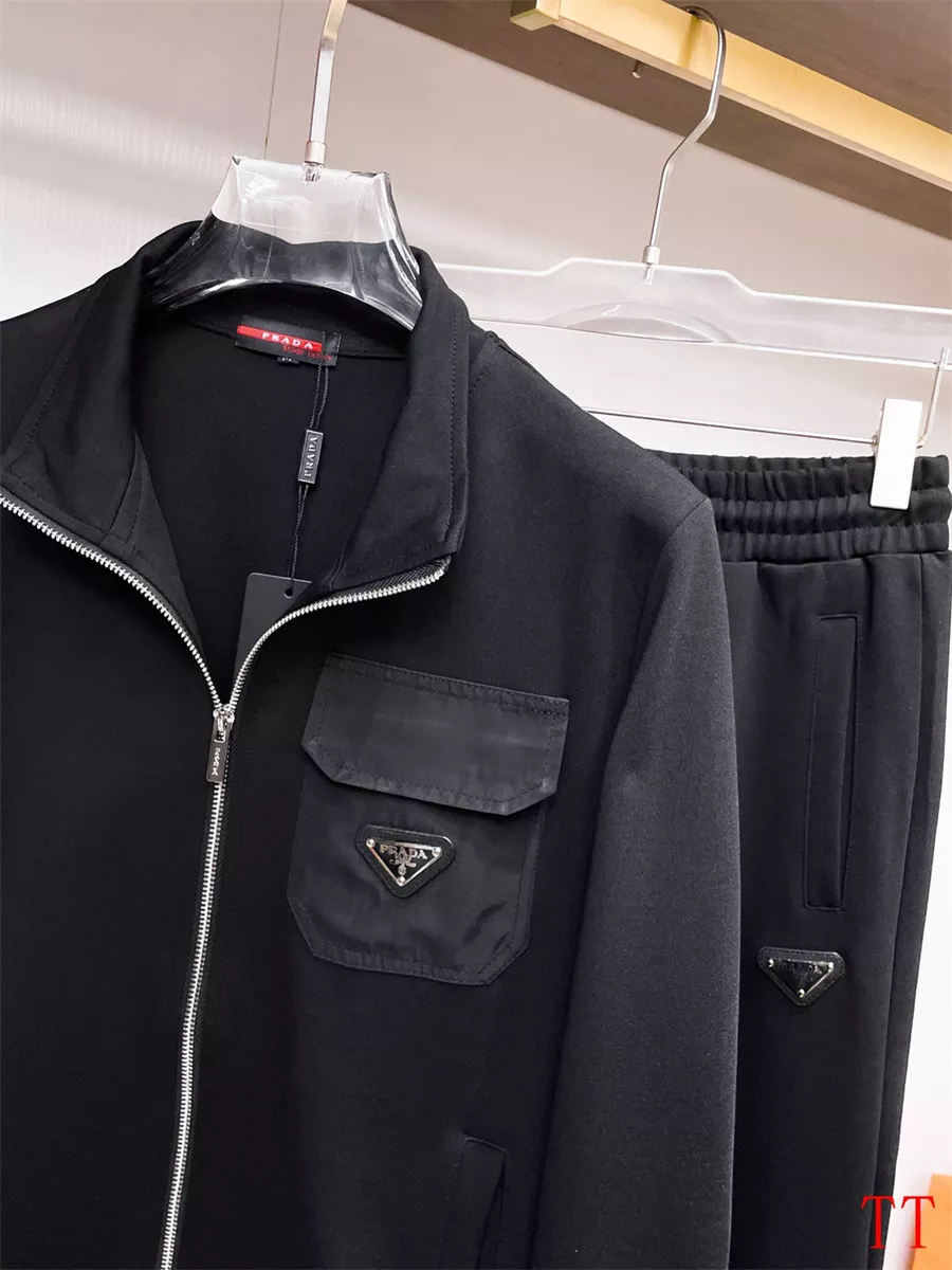 Prada Tracksuits Long Sleeved For Men Compact 2741