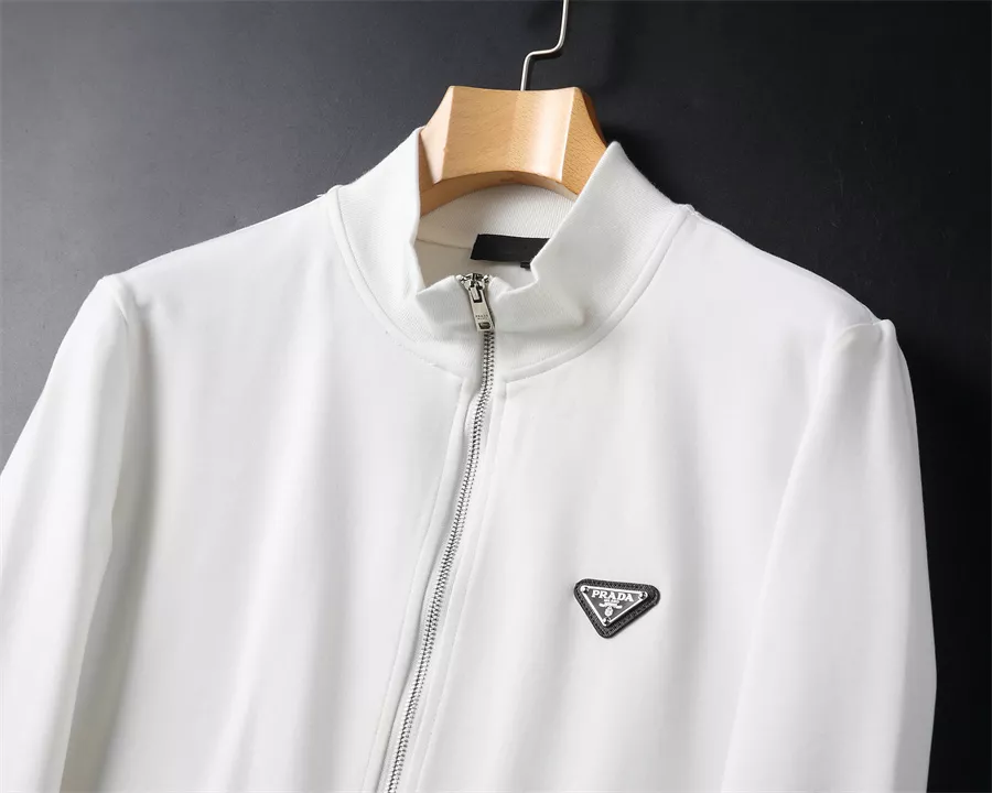 Prada Tracksuits Long Sleeved For Men EasyMatch 8050