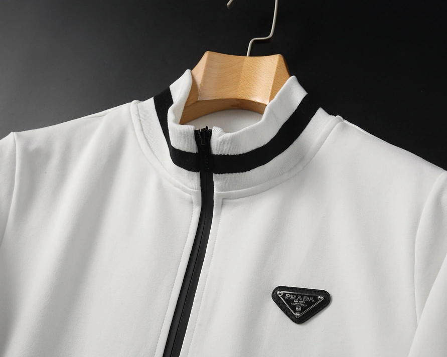 Prada Tracksuits Long Sleeved For Men EyeCatching 4252