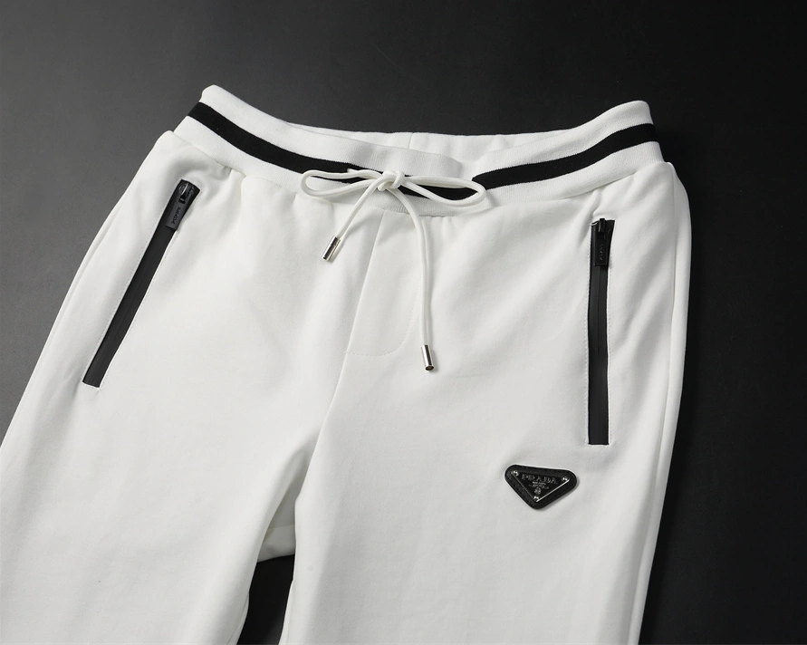 Prada Tracksuits Long Sleeved For Men EyeCatching 4252