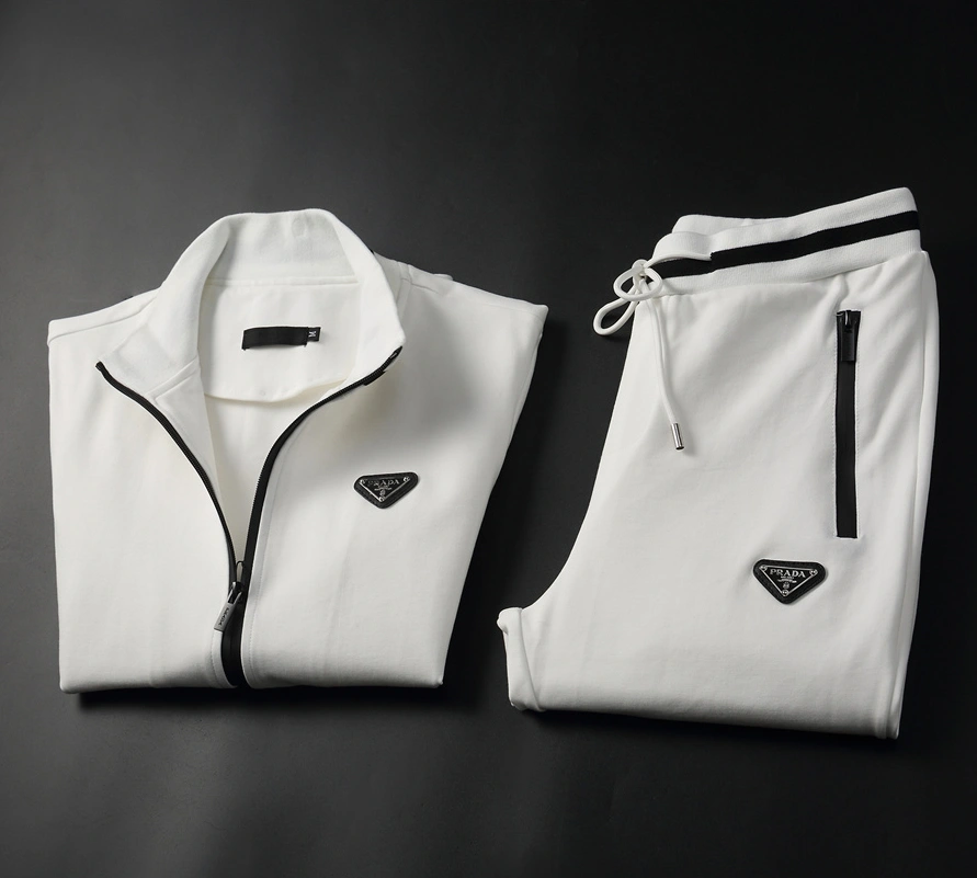 Prada Tracksuits Long Sleeved For Men EyeCatching 4252