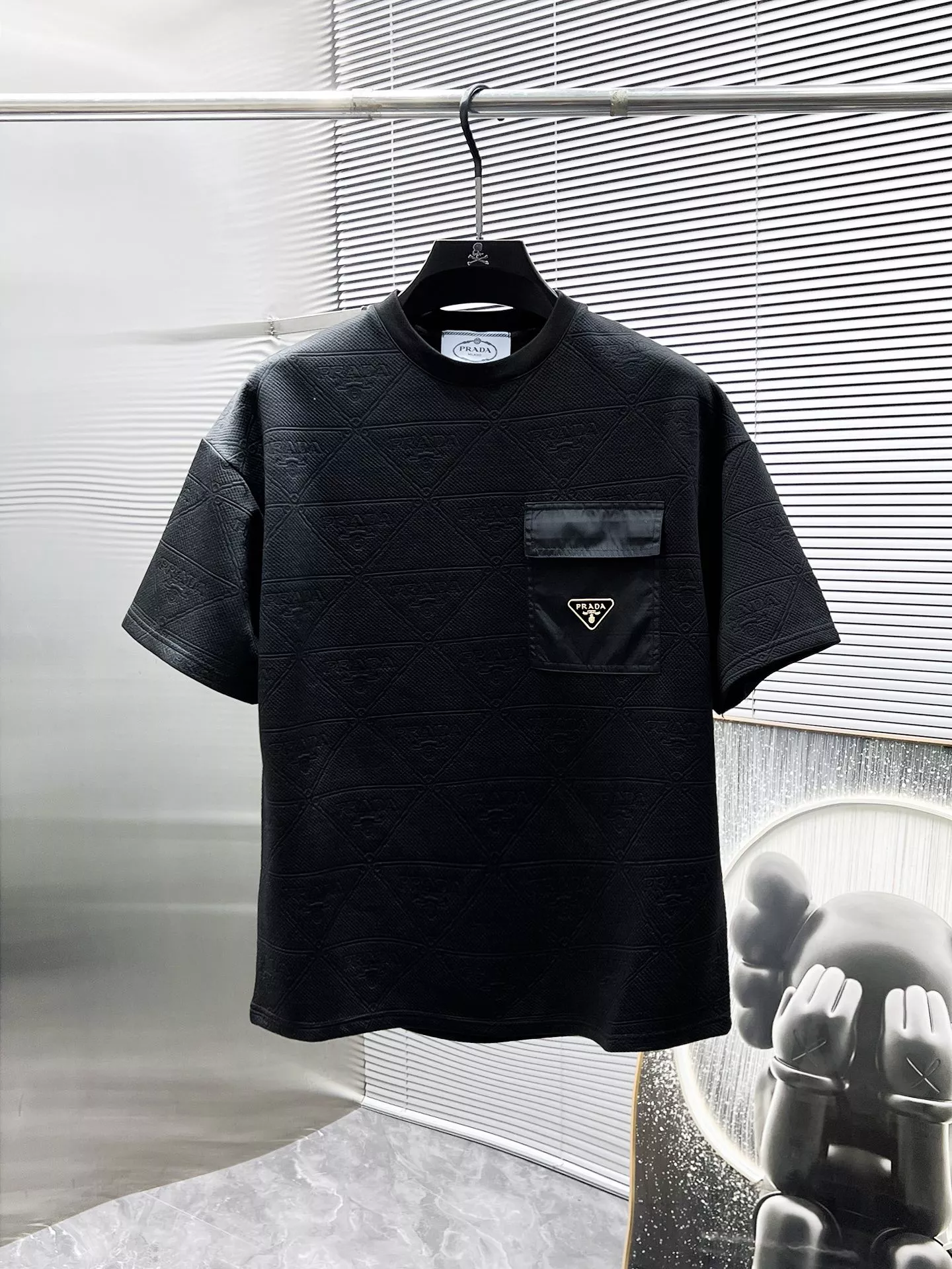Prada Tracksuits Short Sleeved For Men EyeCatching 532