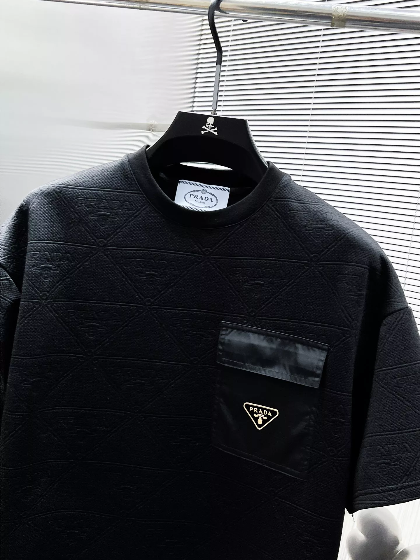 Prada Tracksuits Short Sleeved For Men EyeCatching 532