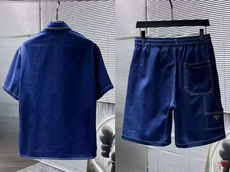 Prada Tracksuits Short Sleeved For Men Modern 6665