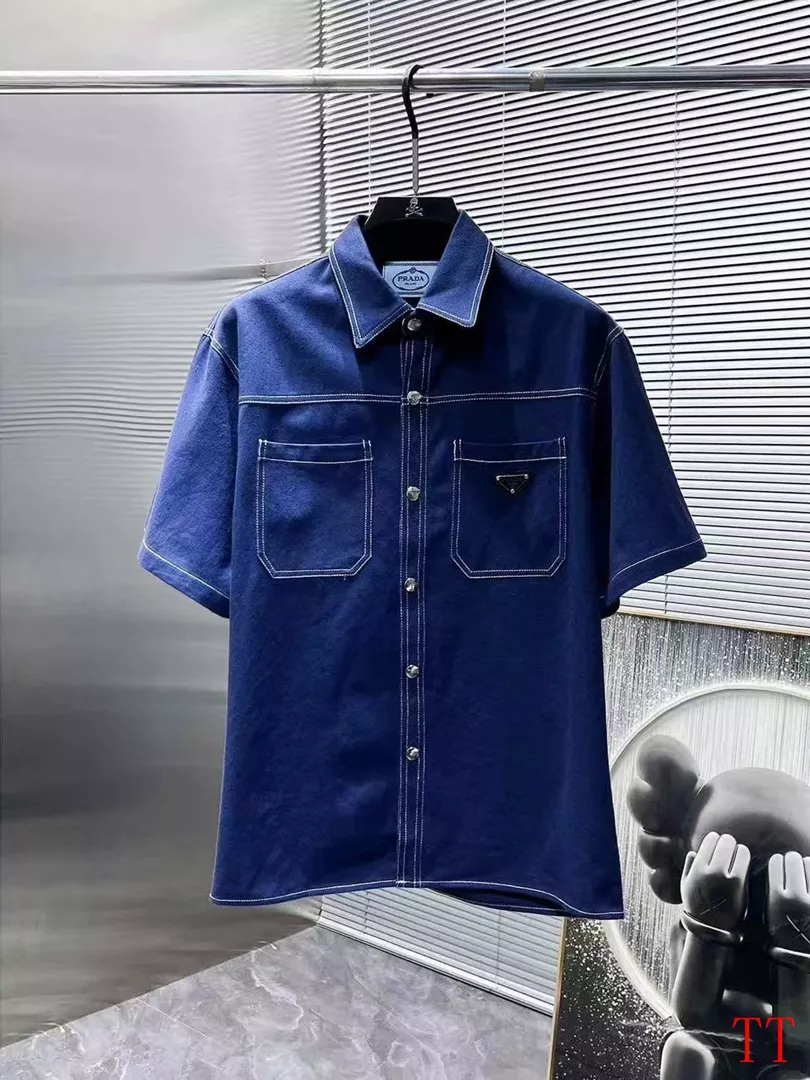 Prada Tracksuits Short Sleeved For Men Modern 6665
