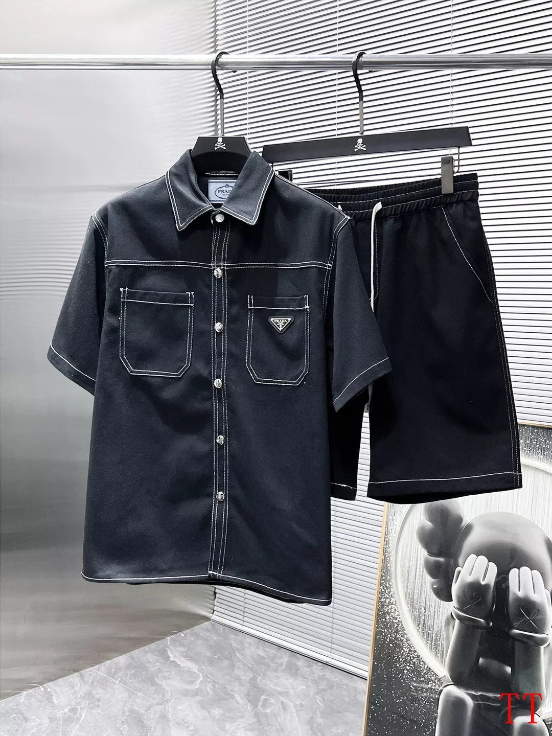 Prada Tracksuits Short Sleeved For Men SmartChoice 149