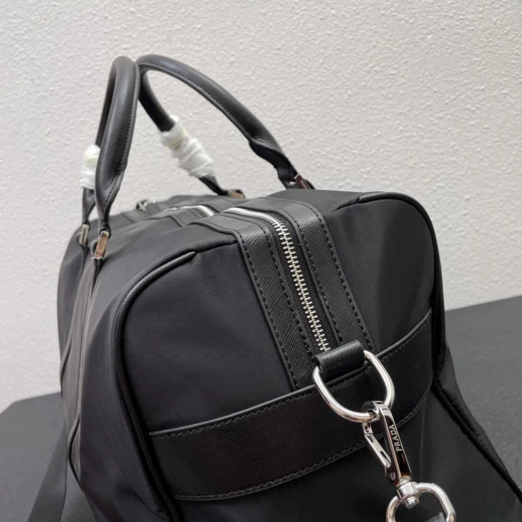 Prada Travel Bags Bold 2665