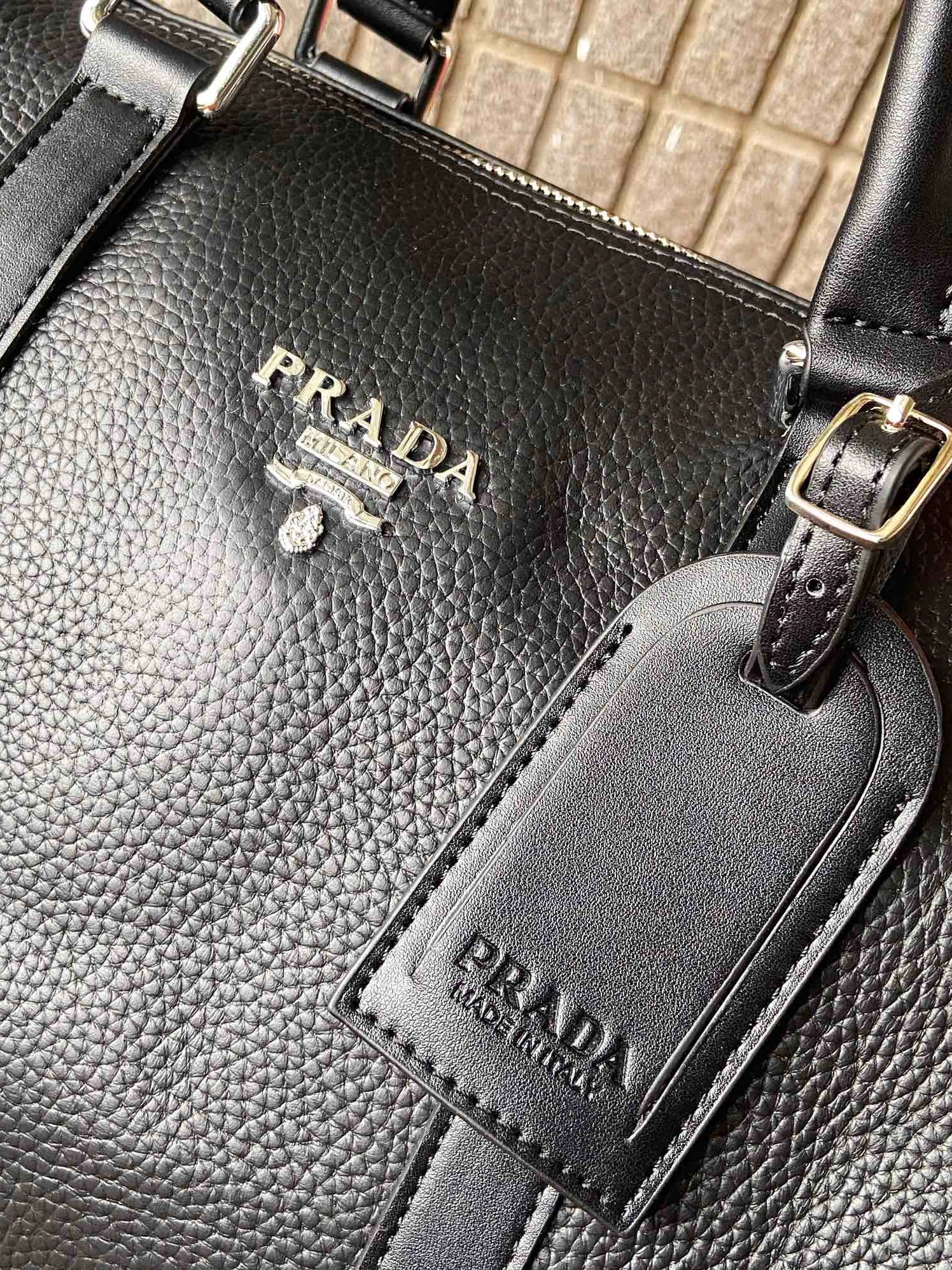 Prada Travel Bags Classic 2886