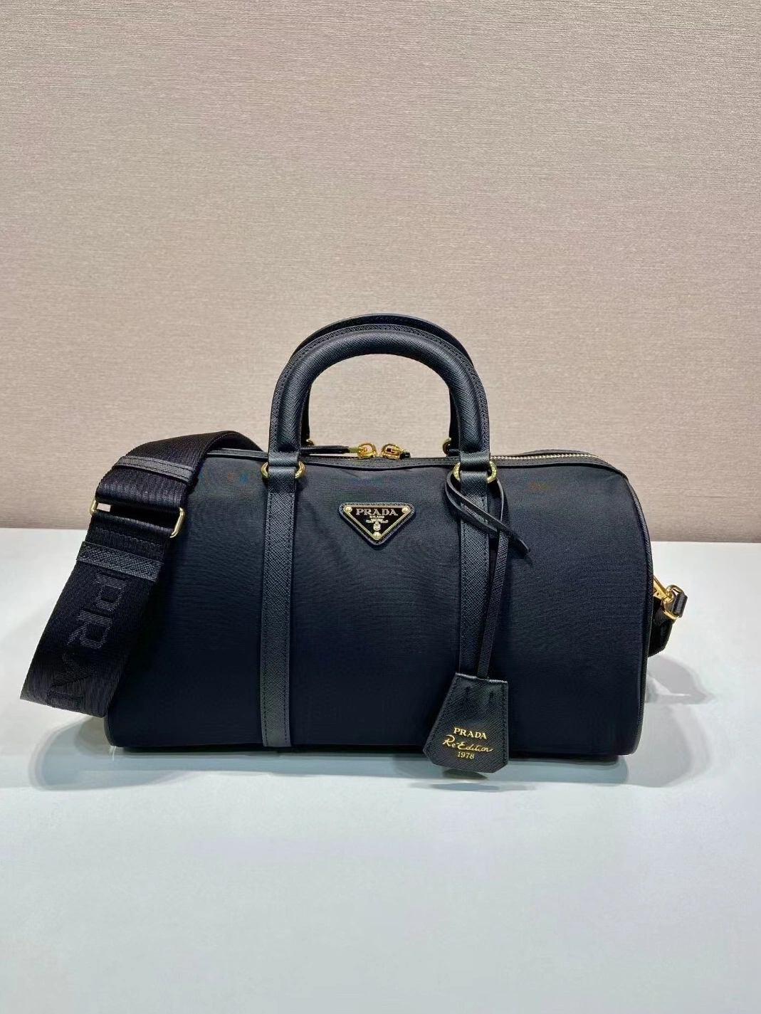 Prada Travel Bags Vibrant 3823