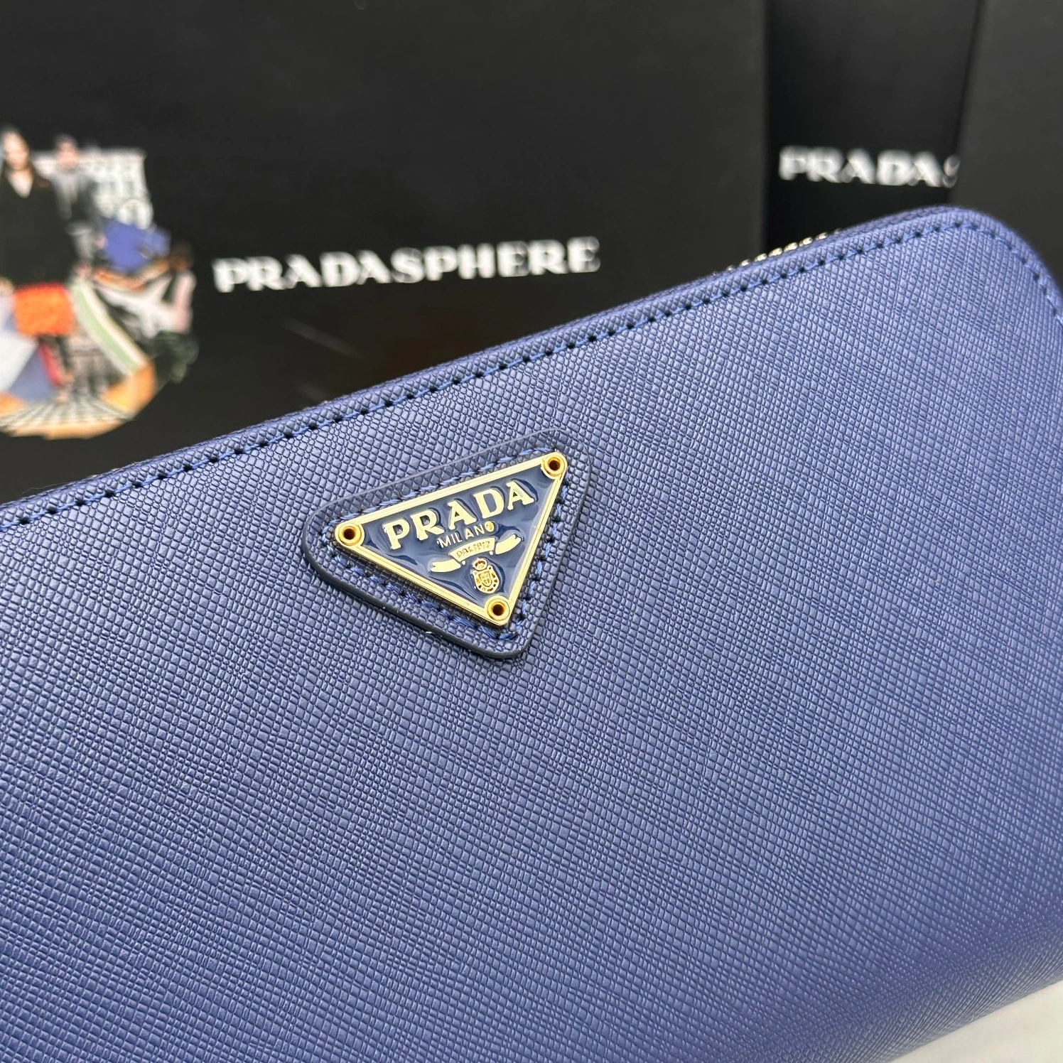 Prada Wallets Compact 1211