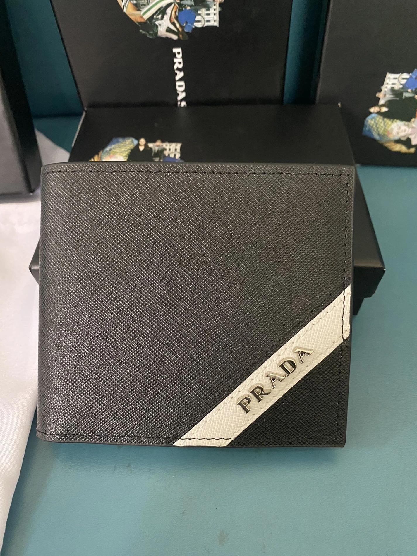 Prada Wallets For Men Breathable 164