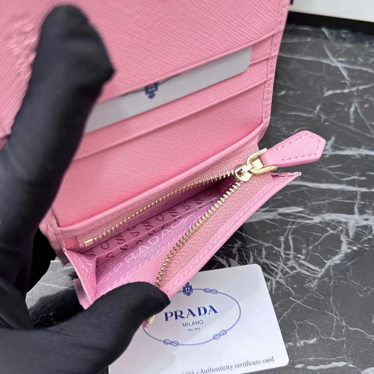 Prada Wallets For Women DailyWear 9294