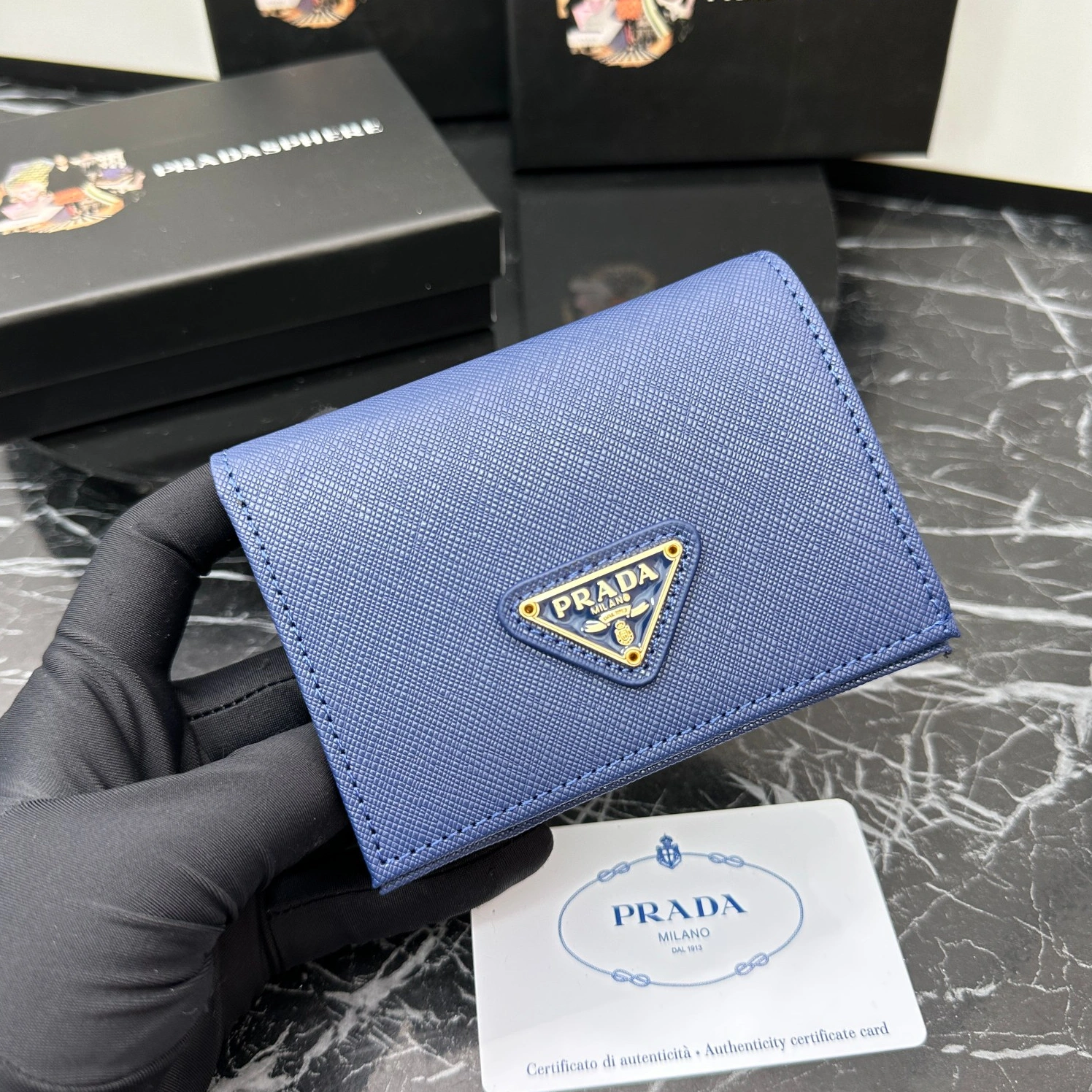 Prada Wallets For Women Durable 2381