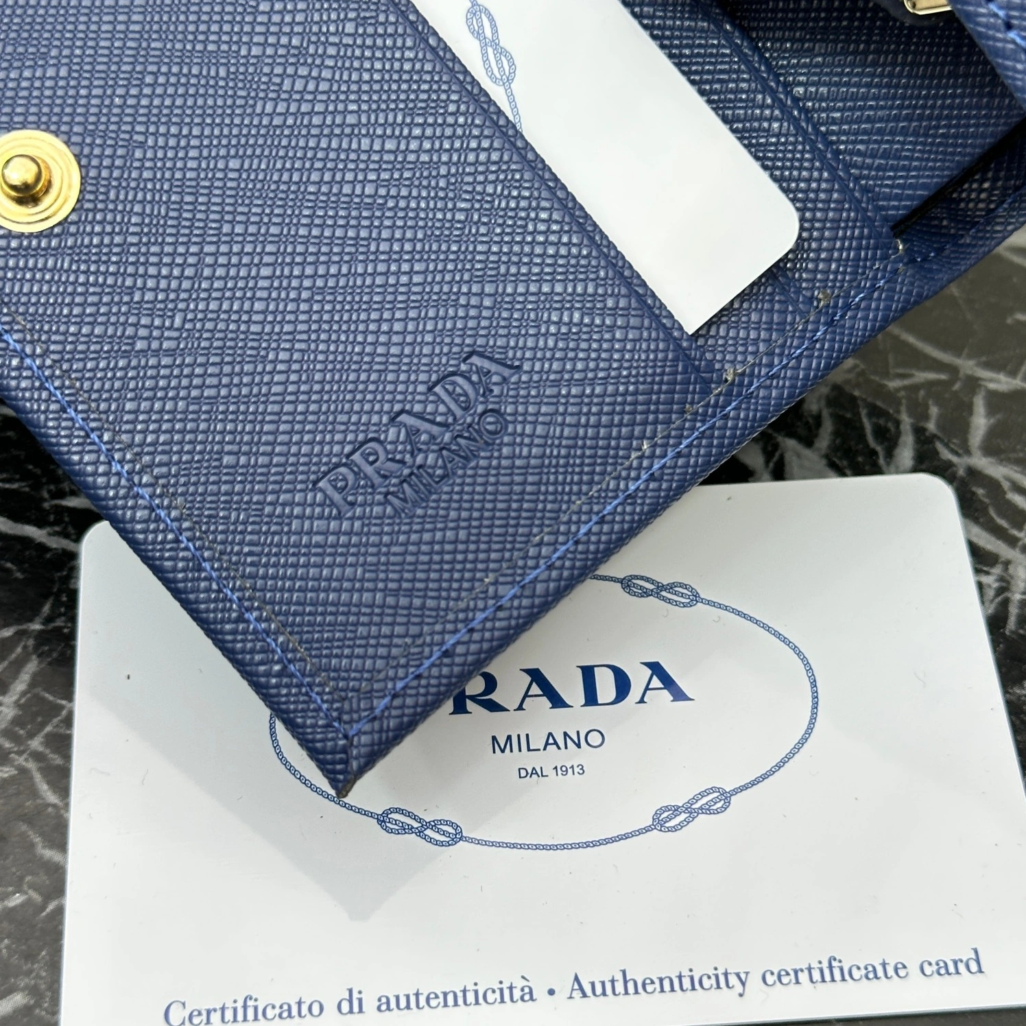 Prada Wallets For Women Durable 2381