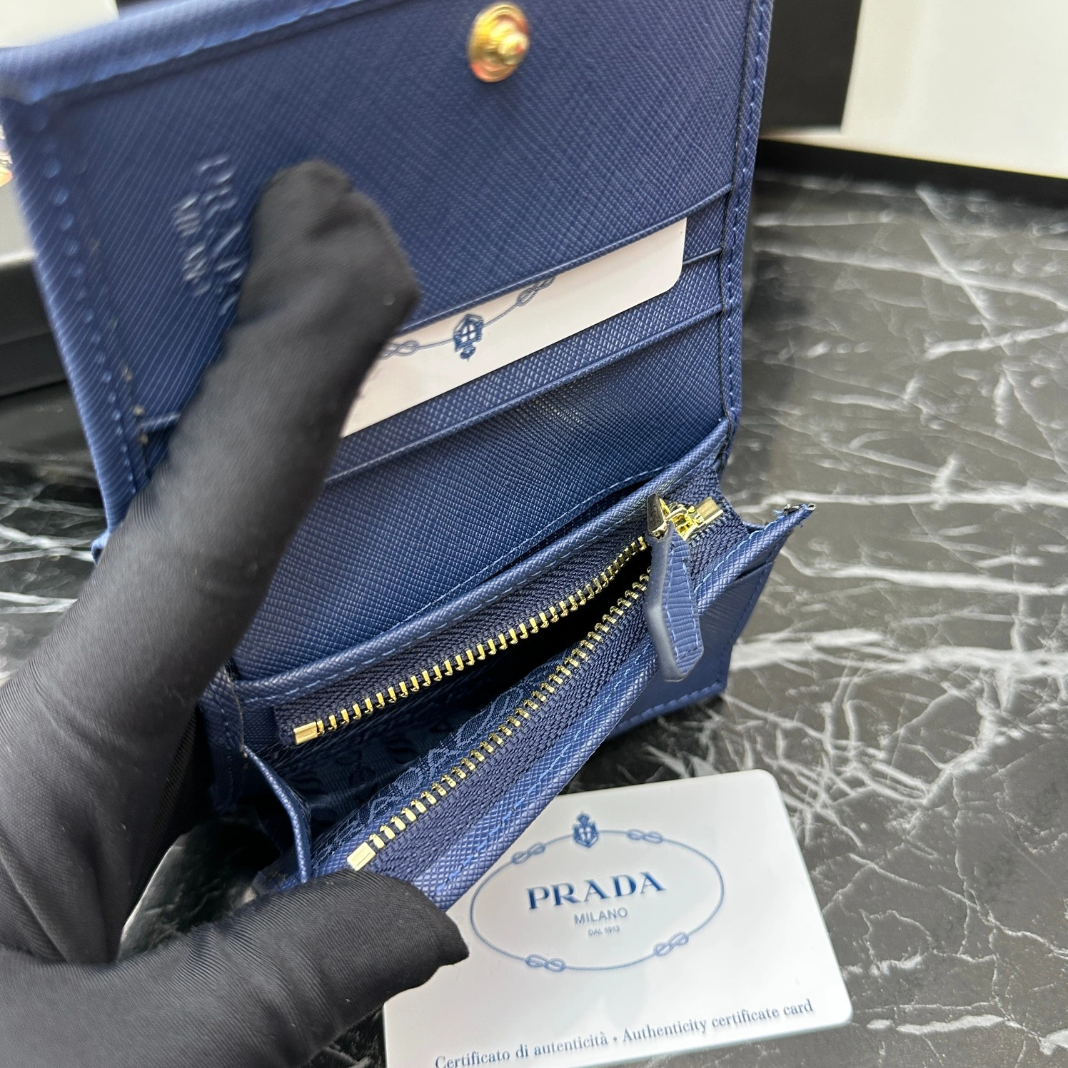 Prada Wallets For Women Durable 2381