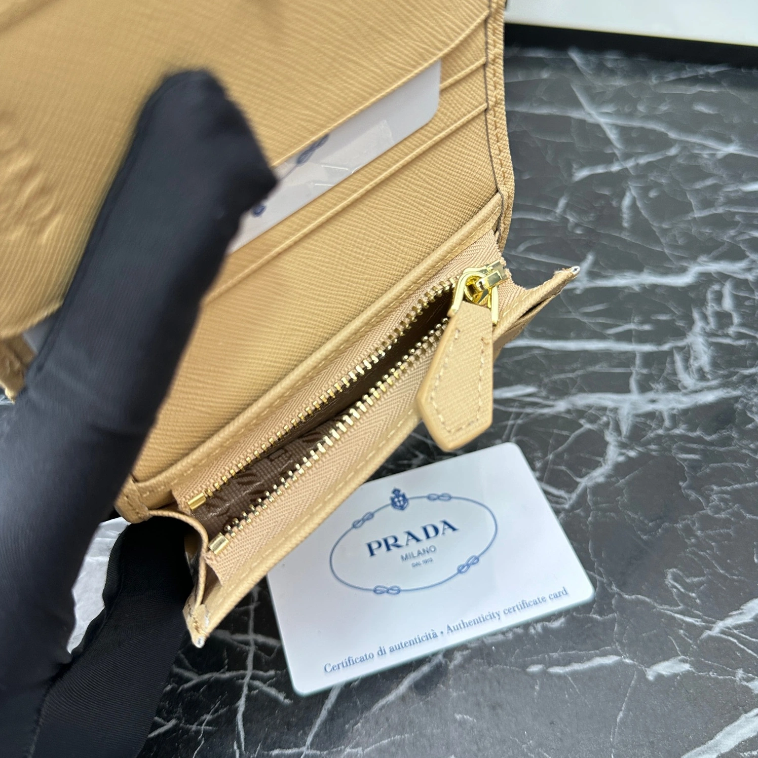 Prada Wallets For Women Fashionable 2950