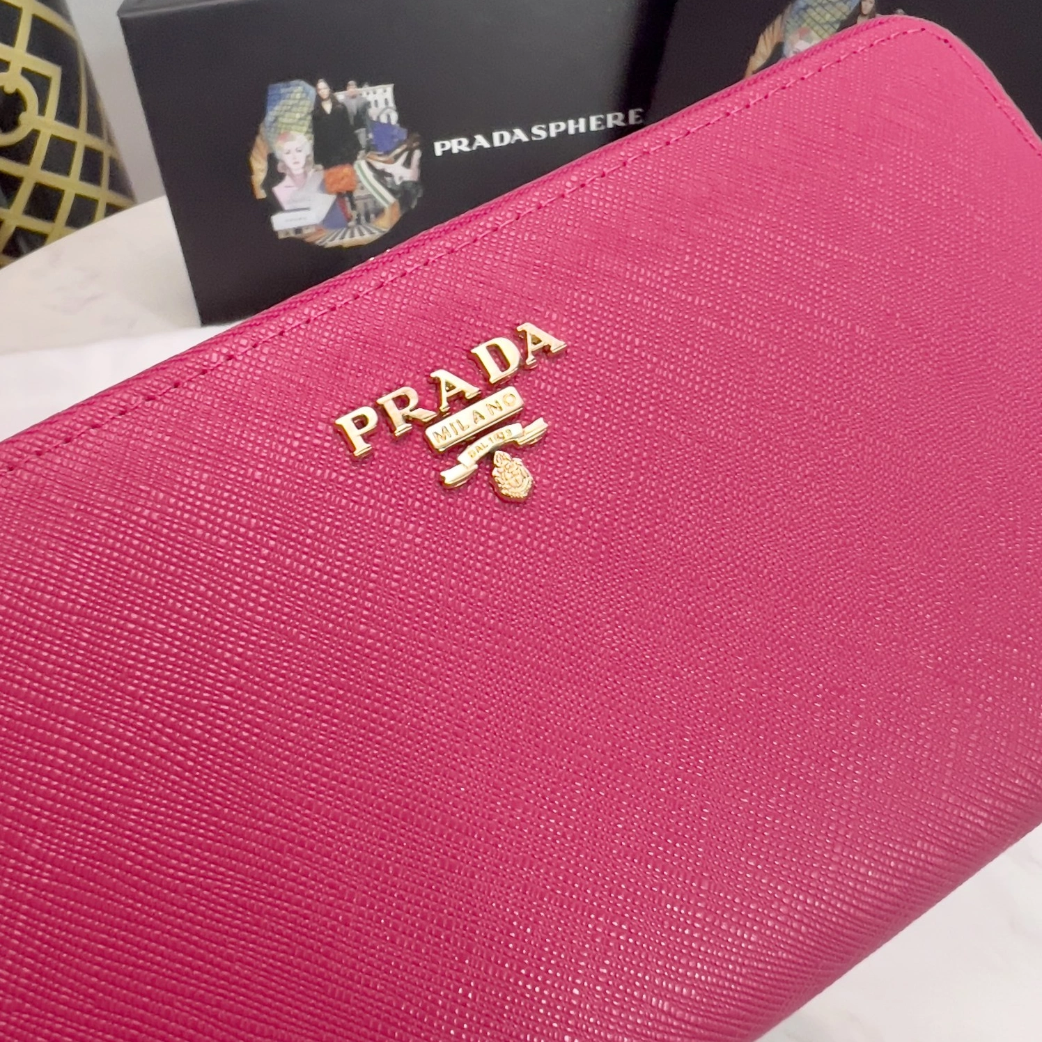Prada Wallets Sleek 6279
