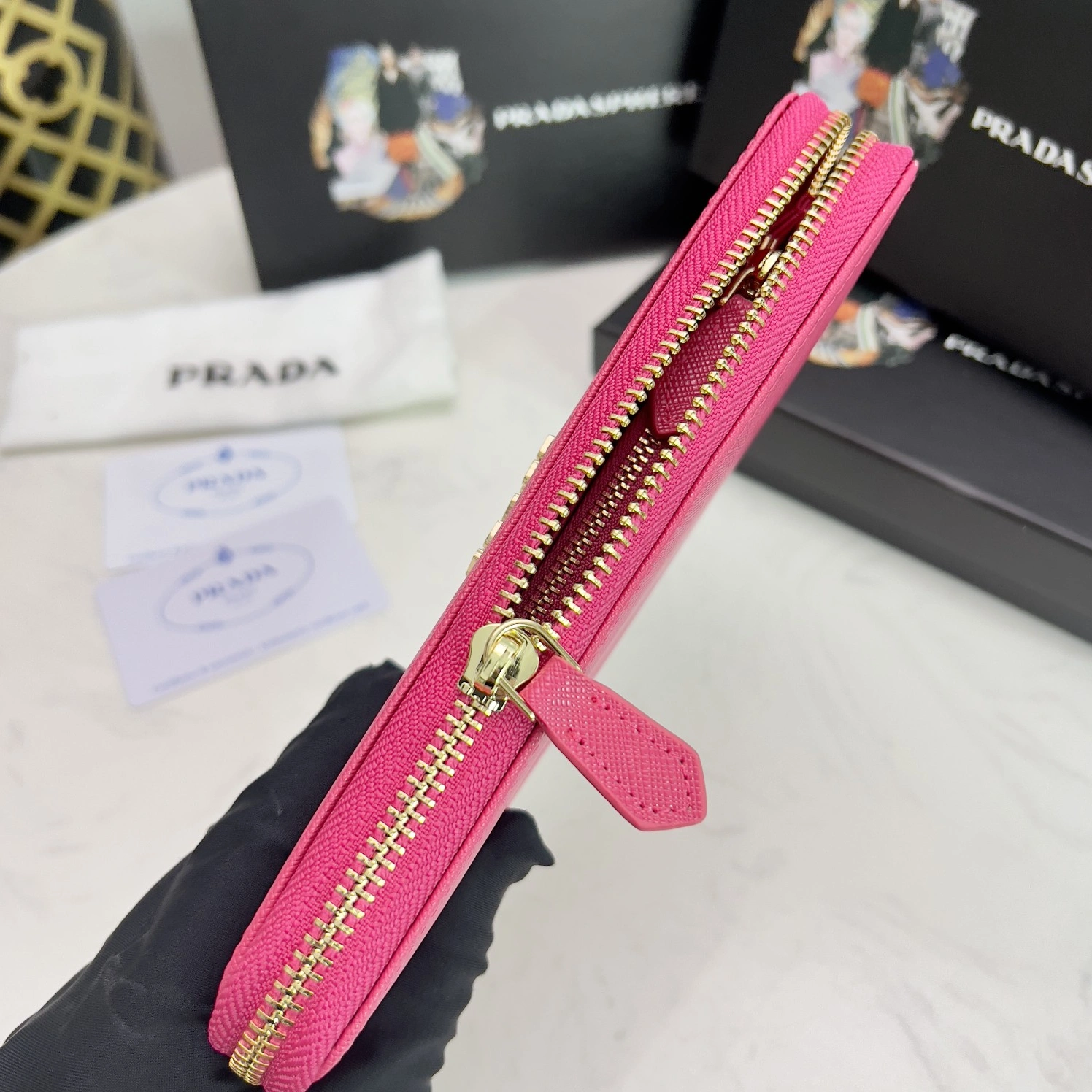 Prada Wallets Sleek 6279