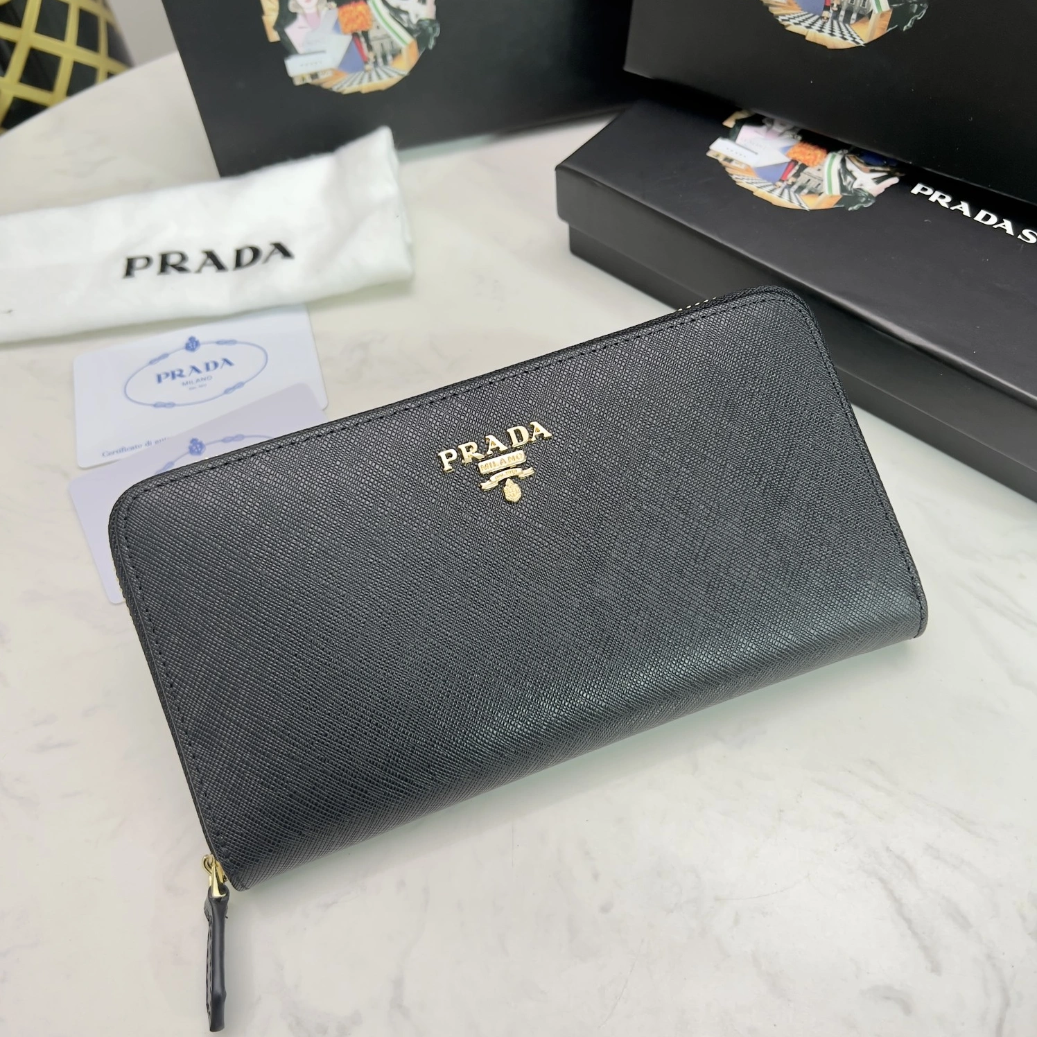 Prada Wallets Sophisticated 9231