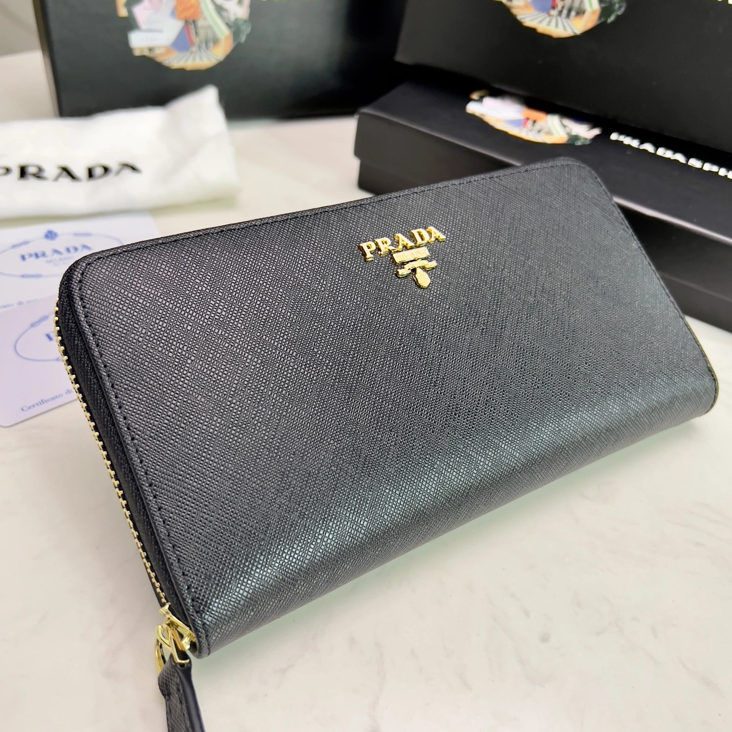 Prada Wallets Sophisticated 9231