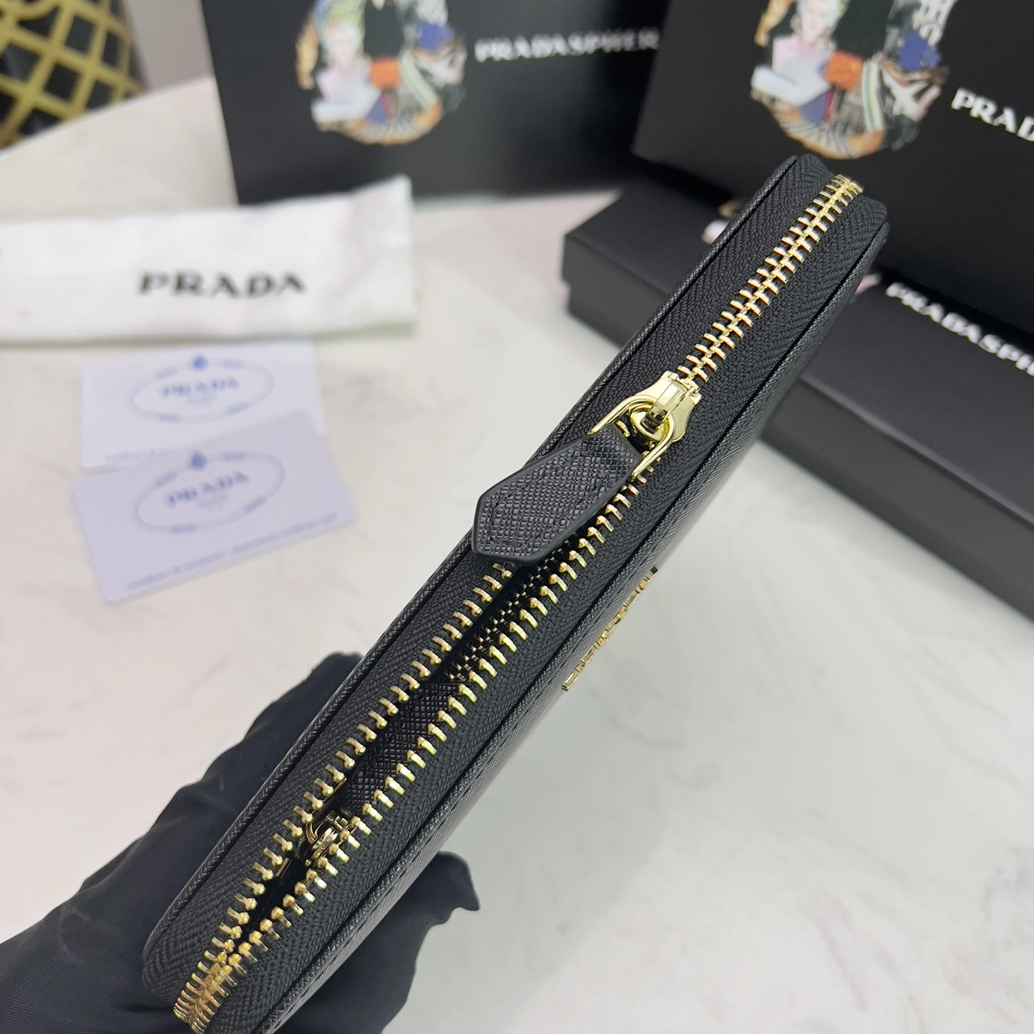 Prada Wallets Sophisticated 9231