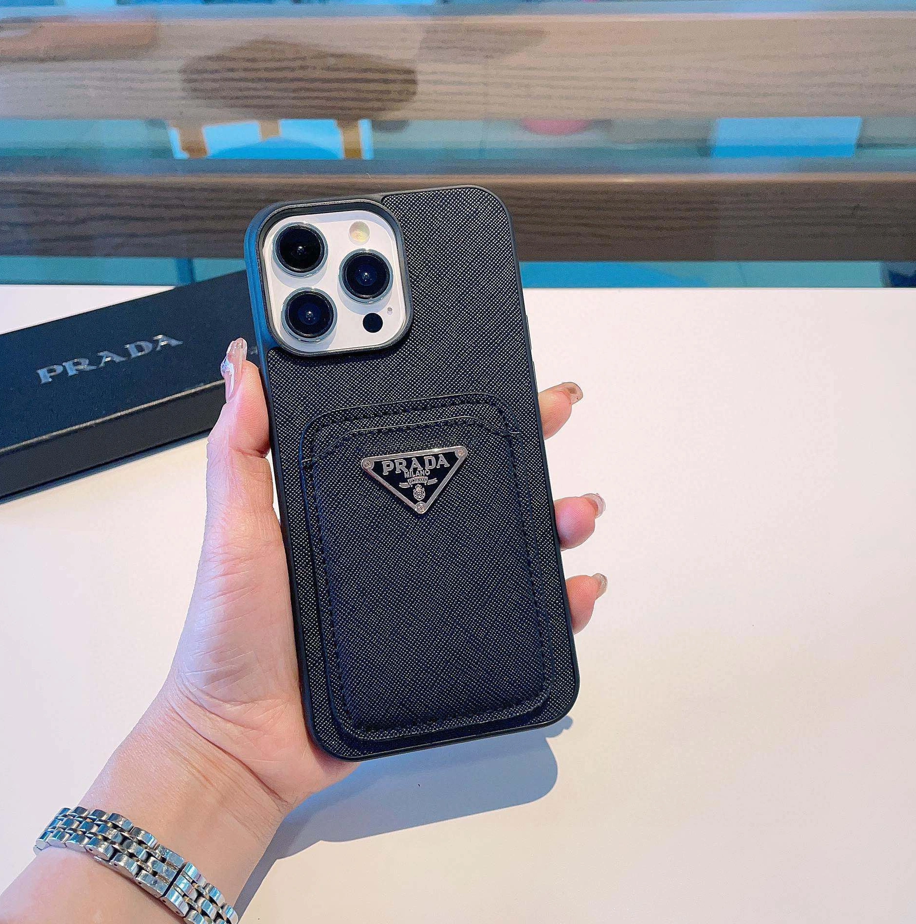 Prada iPhone Case Classic 7295