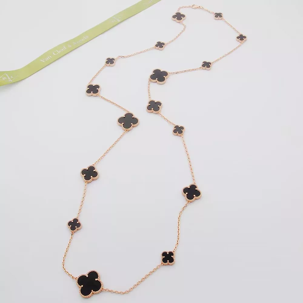 Refined 1119 Van Cleef & Arpels Necklaces For Women