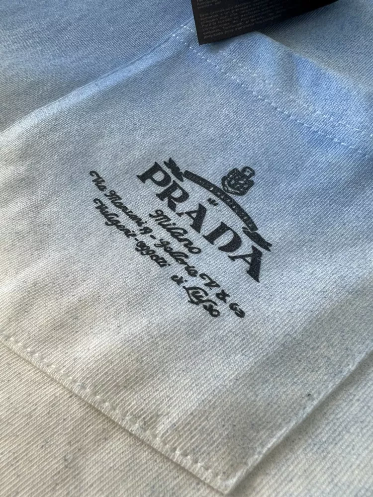 Refined 114 Prada T-Shirts Short Sleeved For Unisex