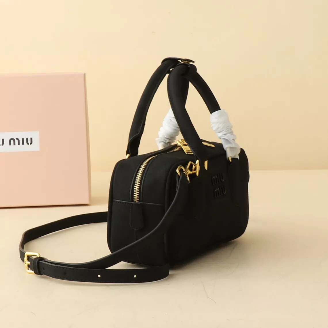 Refined 1232 MIU MIU AAA Quality Handbags For Women